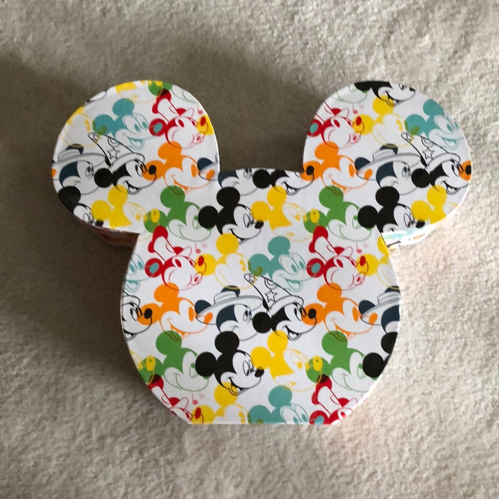 Disney X Sugarfina Limited edition box
